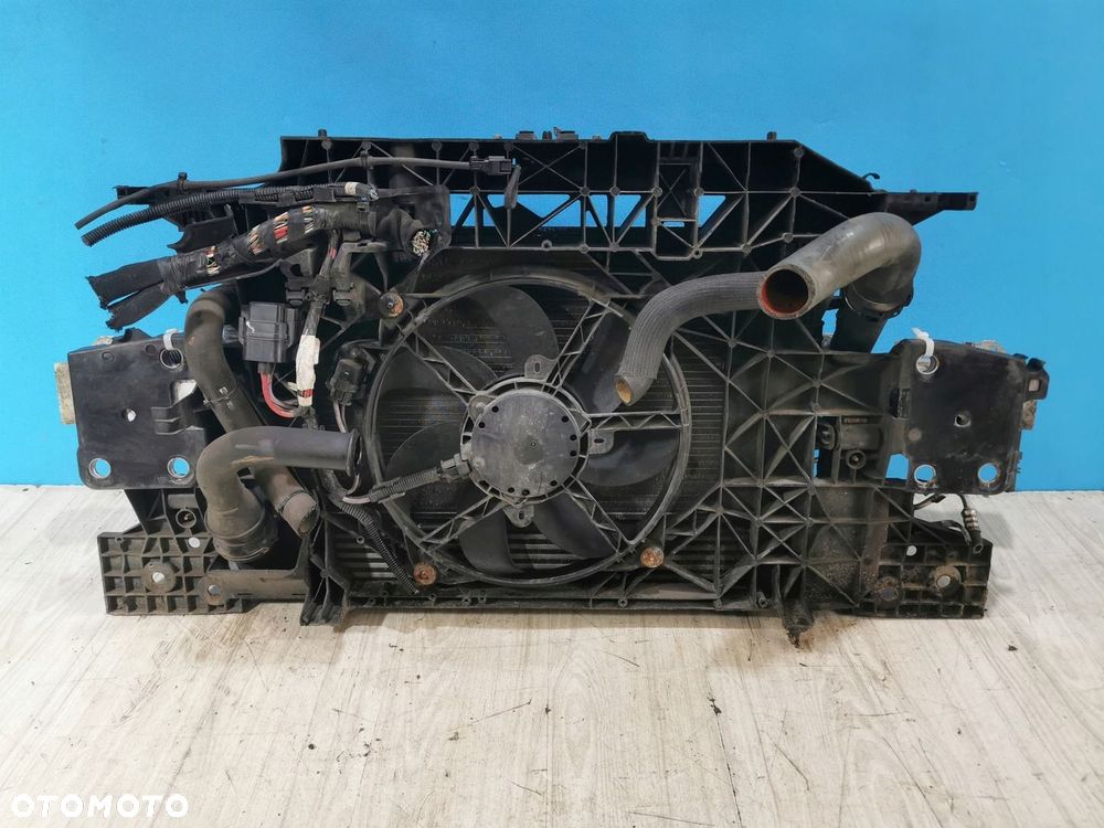 Renault Scenic III 3 /Grand 2009/2016 pas wzmocnienie chłodnice 1.5 DCI - 2