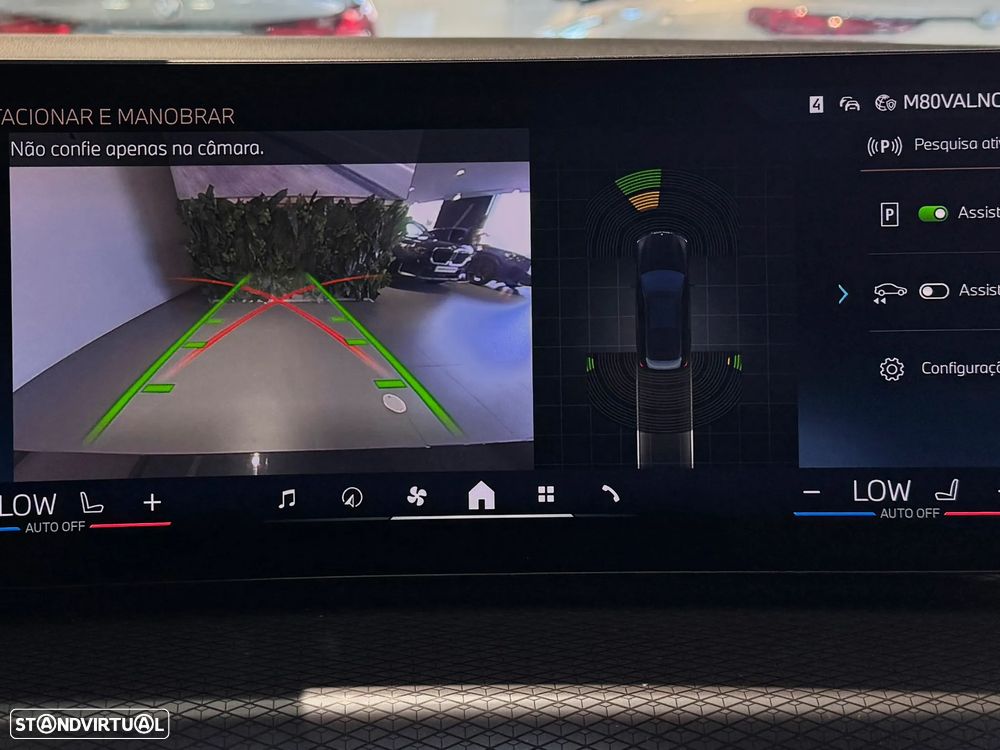 BMW 320 d Touring Pack Desportivo M Auto - 12