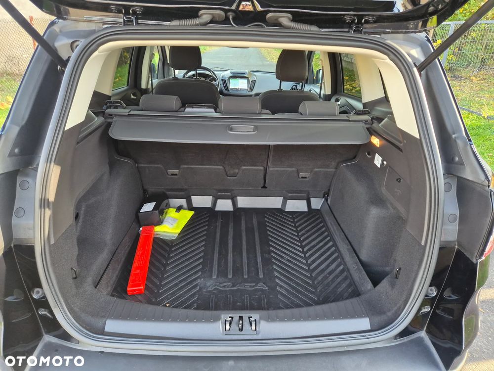 Ford Kuga 1.5 EcoBoost 2x4 Business Edition - 20