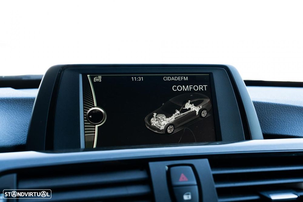 BMW 318 Gran Turismo d Line Modern - 12