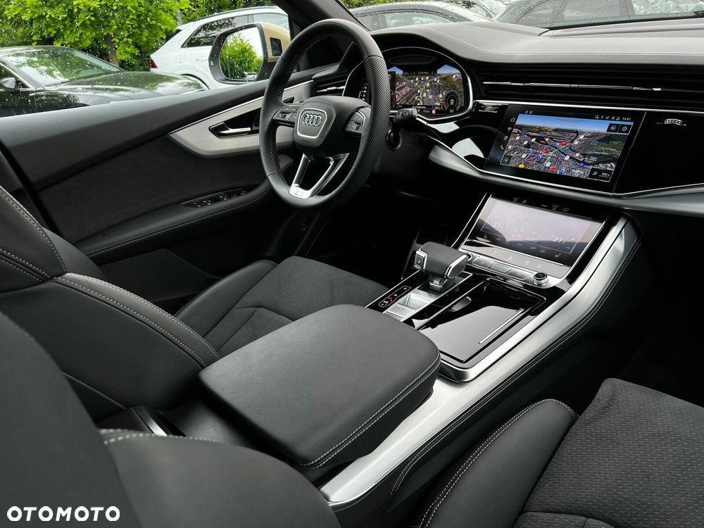 Audi Q8 - 13