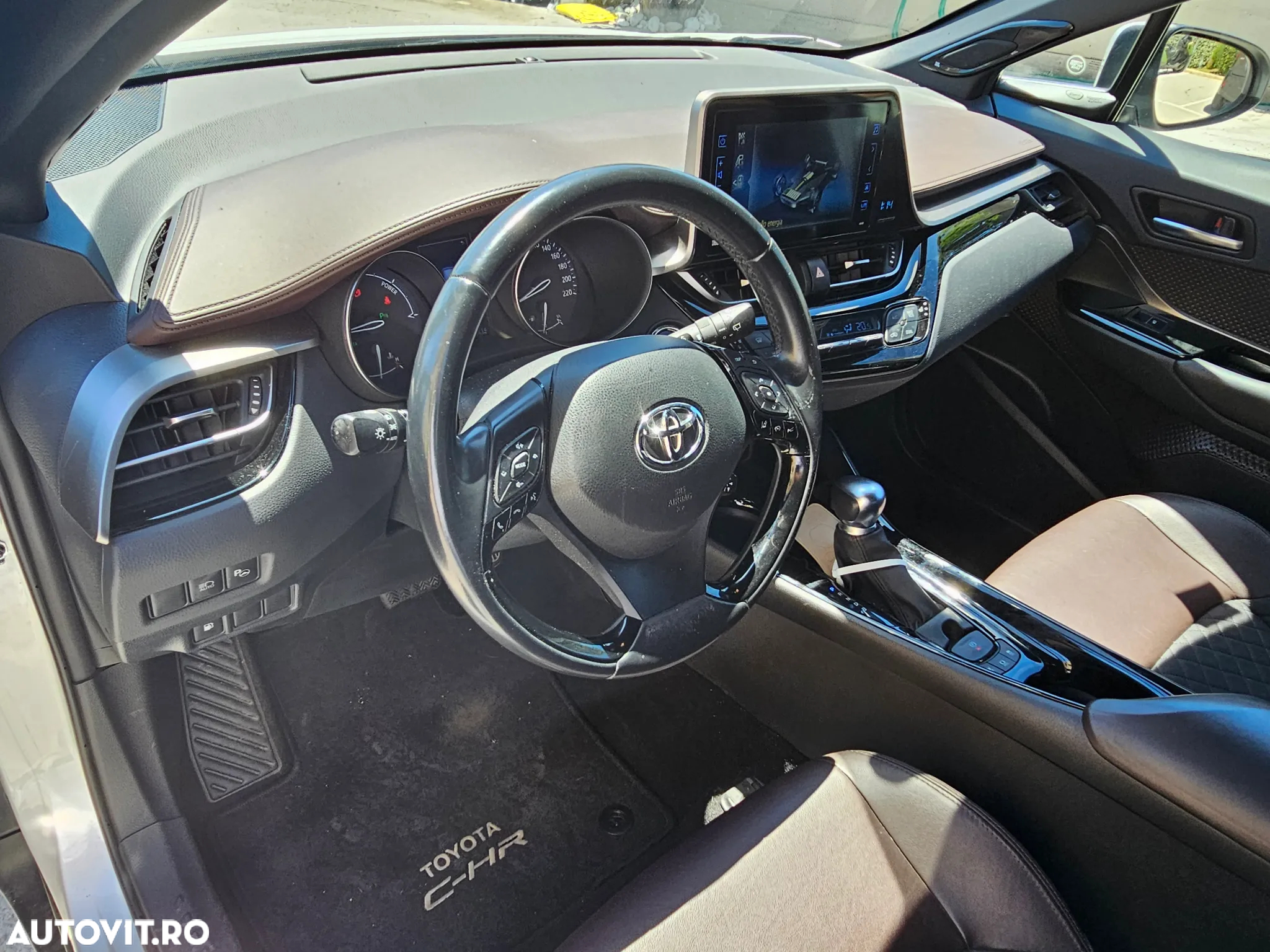 Toyota C-HR 1.8 HSD 122 CP 4x2 CVT Style - 11