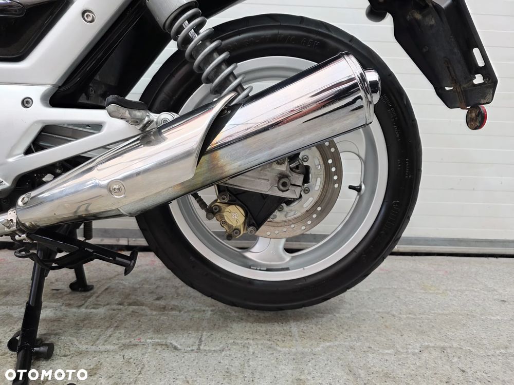 Moto Guzzi Breva - 18