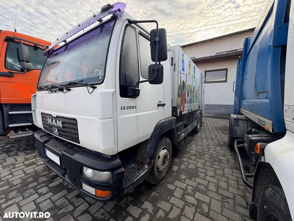 MAN LE220C - 1