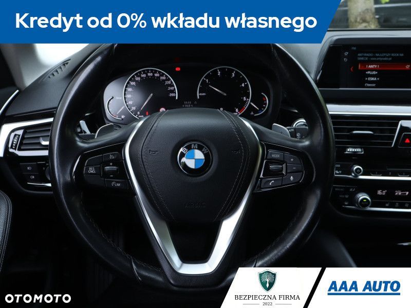 BMW Seria 5 - 25