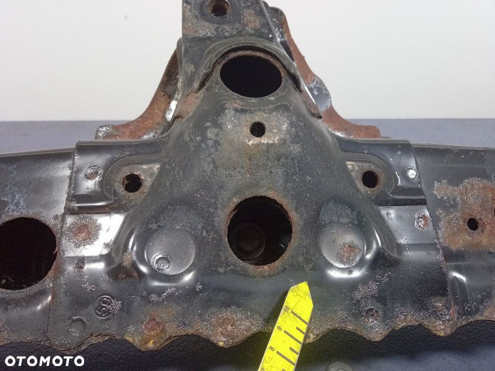 TOYOTA AURIS II E18 1.4 D4D WZMOCNIENIE GÓRNE PASA PRZEDNIEGO - 7