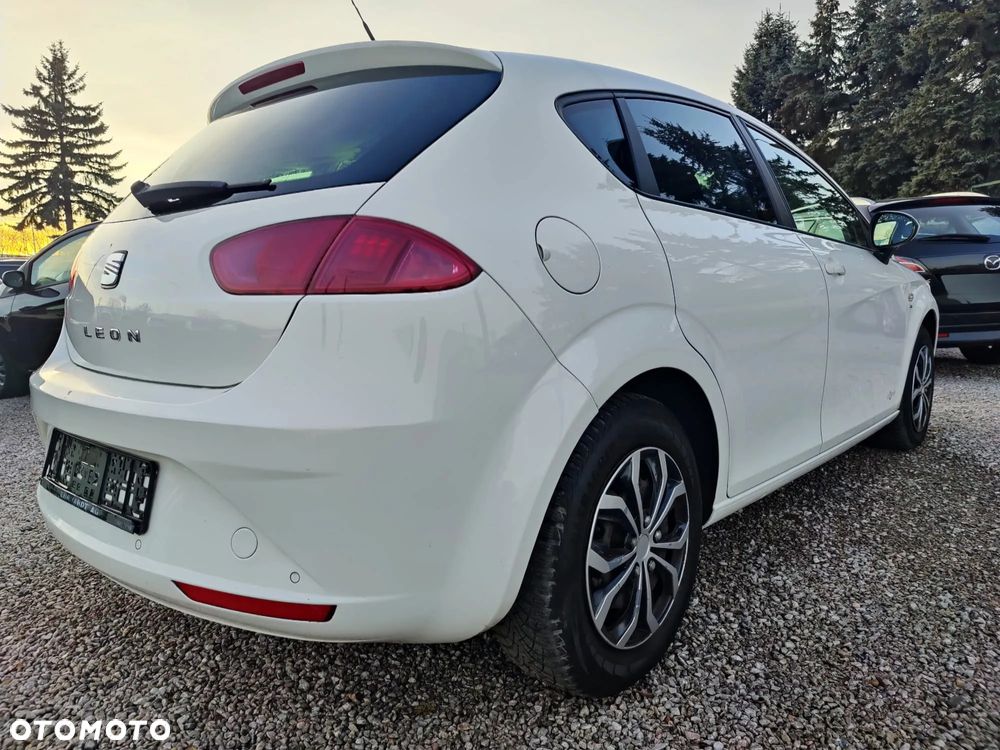 Seat Leon 2.0 TDI DPF Style Copa - 2