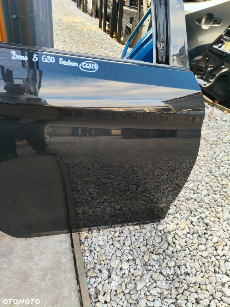 BMW 5 G30 SEDAN DRZWI PRAWE TYLNE TYŁ POZNAŃ GIEŁDA X132 - 2