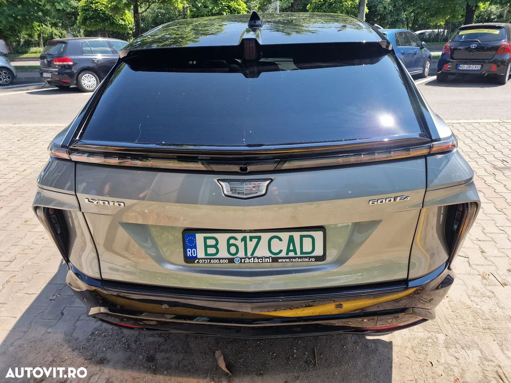 Cadillac Lyriq Sport - 6