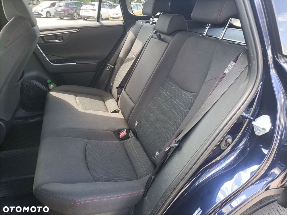 Toyota RAV4 - 12