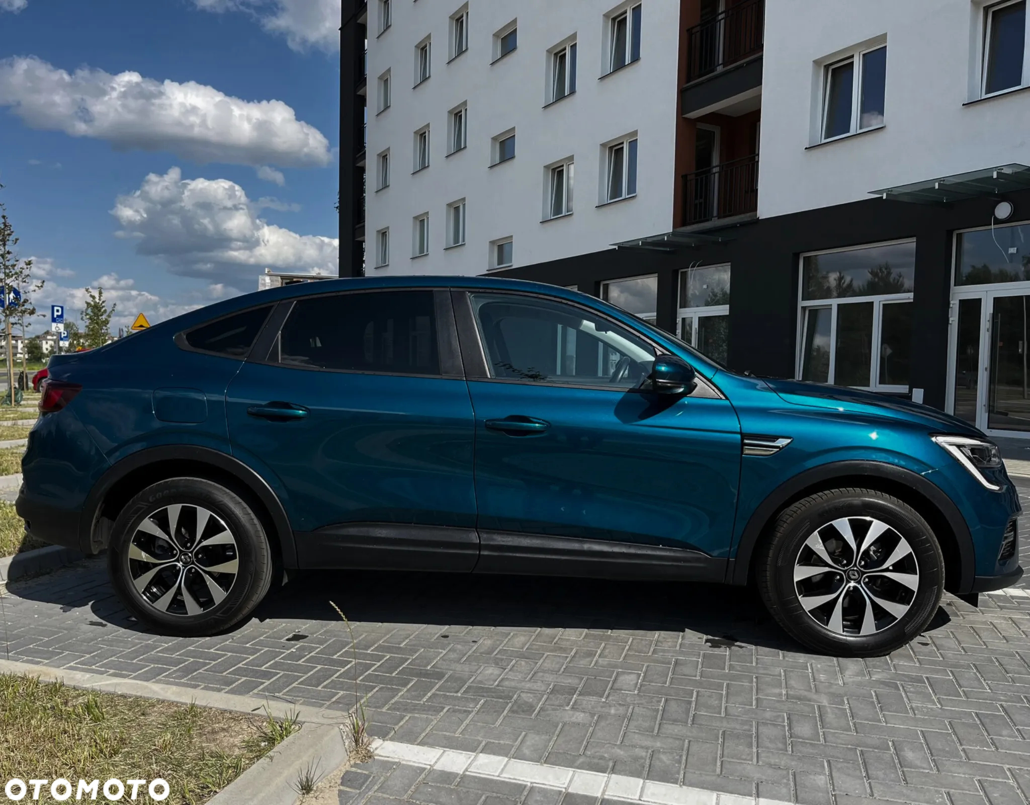 Renault Arkana 1.6 E-Tech Full Hybrid 145 Evolution MMT - 7