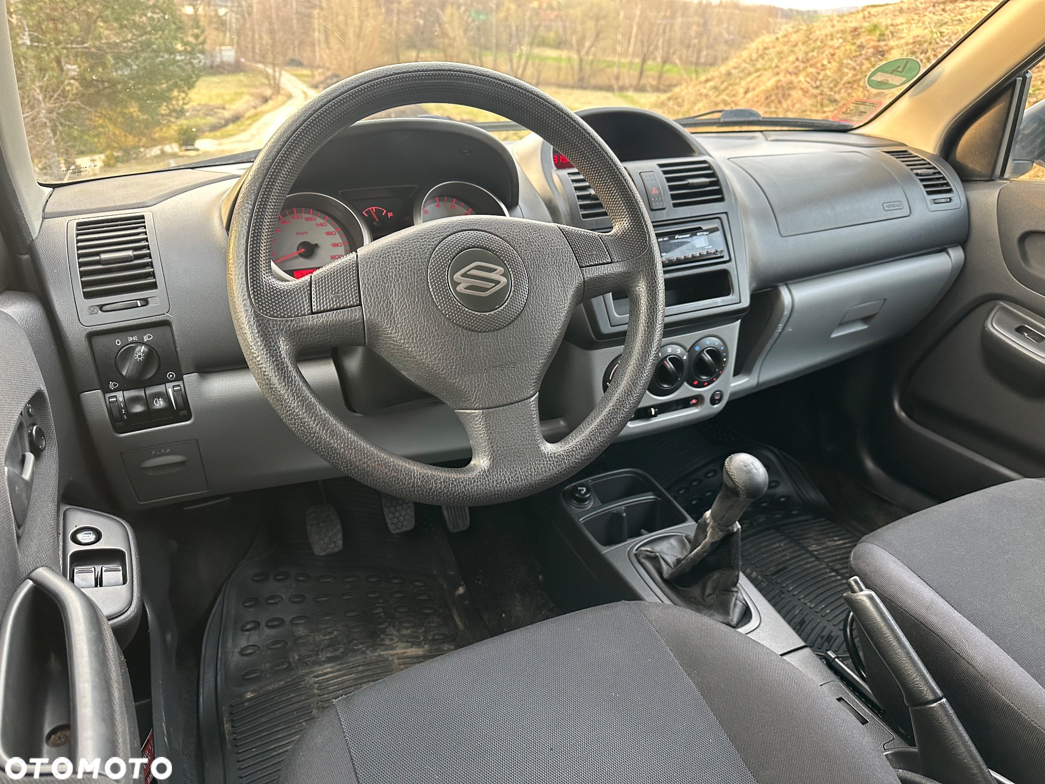 Suzuki Ignis - 8