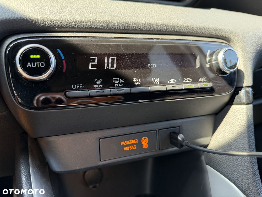 Toyota Yaris Hybrid 1.5 Comfort - 14