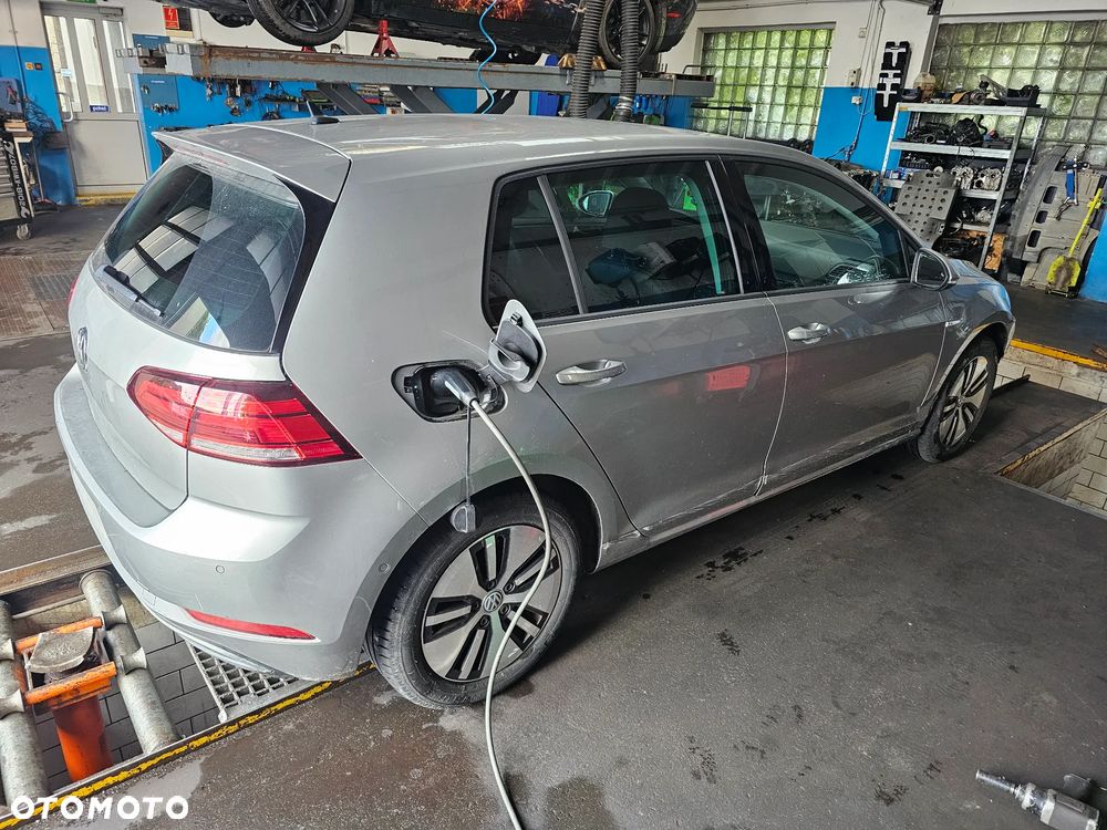 Volkswagen Golf e-Golf - 4