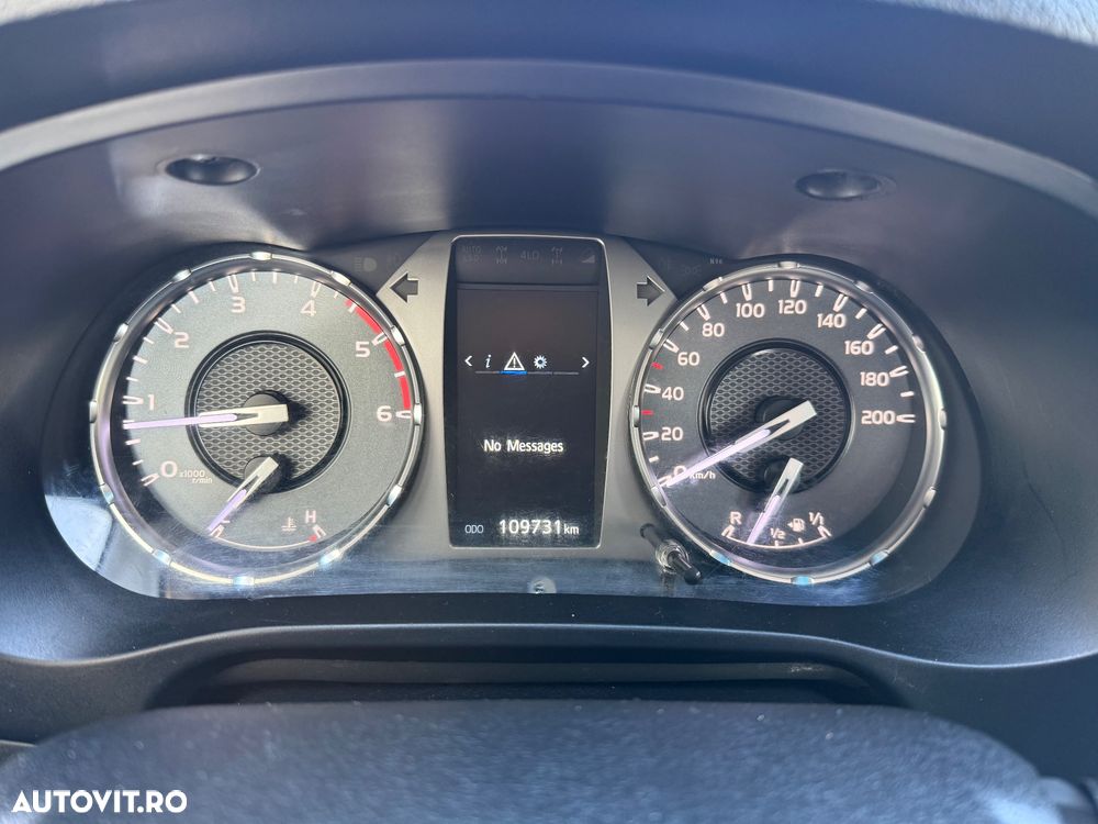 Toyota Hilux 4x4 Double Cab Comfort - 6
