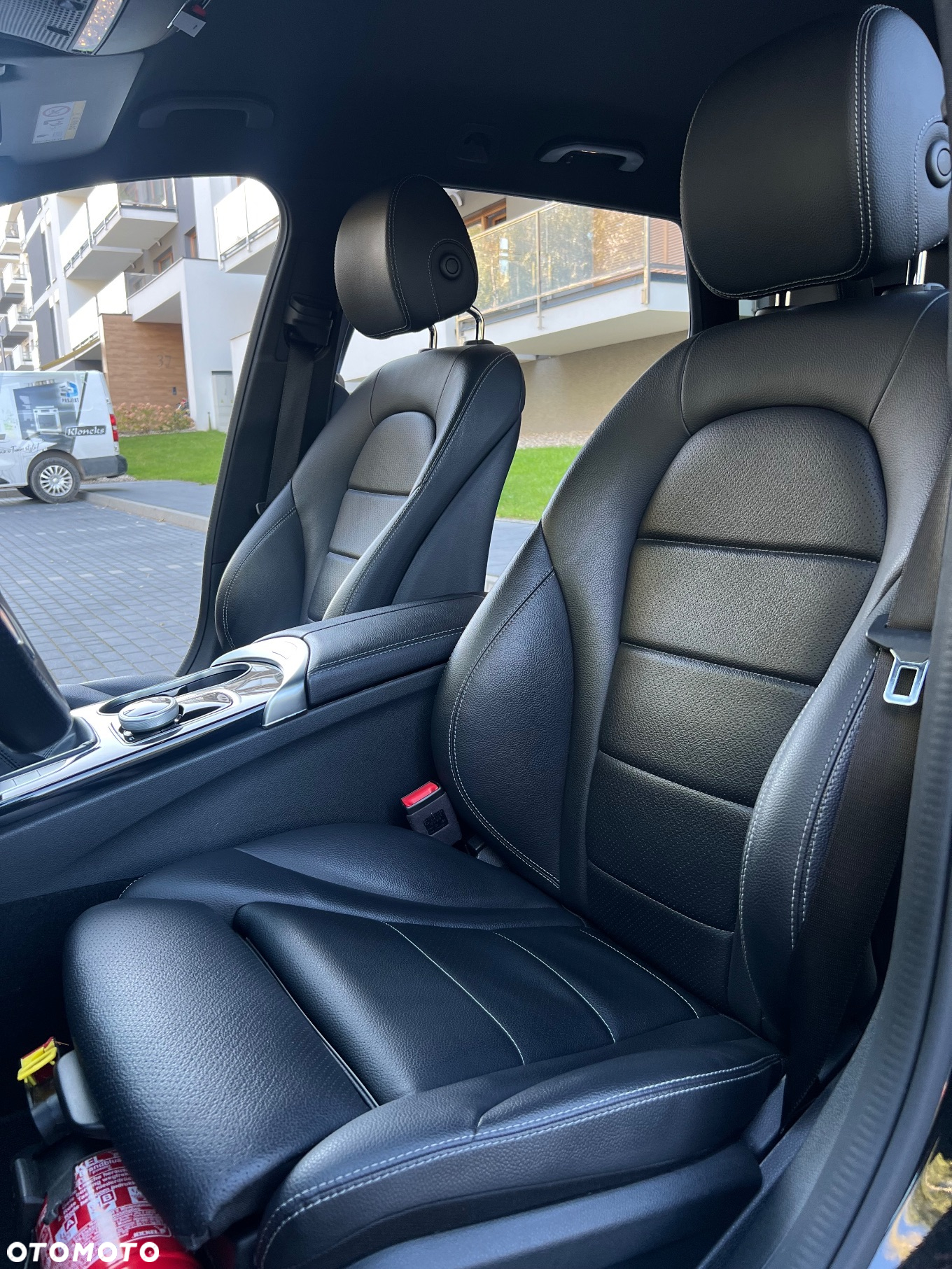 Mercedes-Benz Klasa C 180 (BlueTEC) d T AMG Line - 25