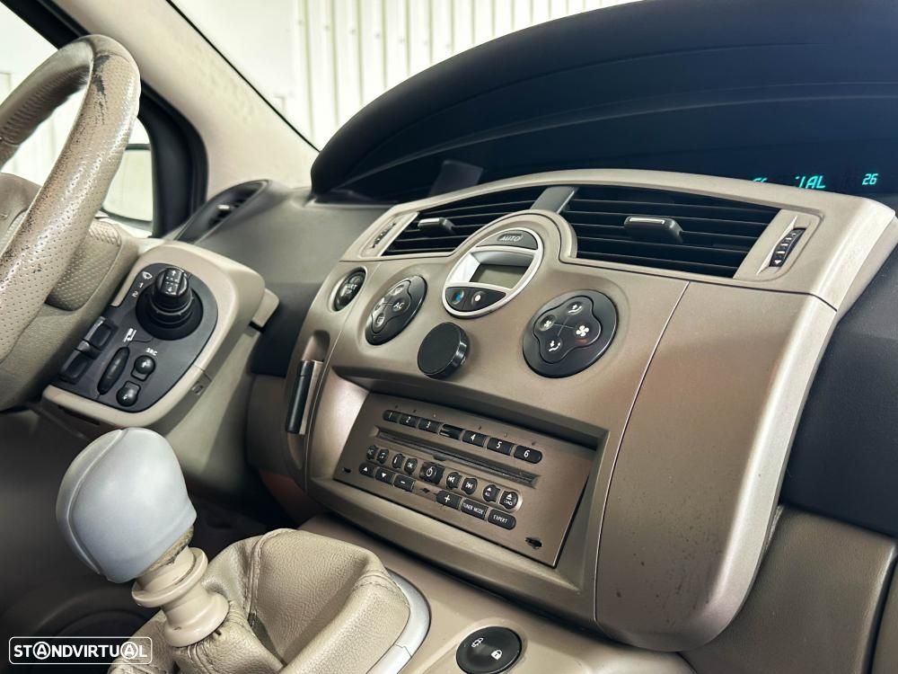 Renault Grand Scénic 1.5 dCi Dynamique S 7L. - 10