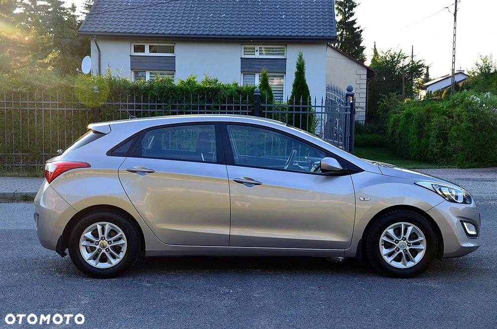 Hyundai i30 1.4 Base - 6