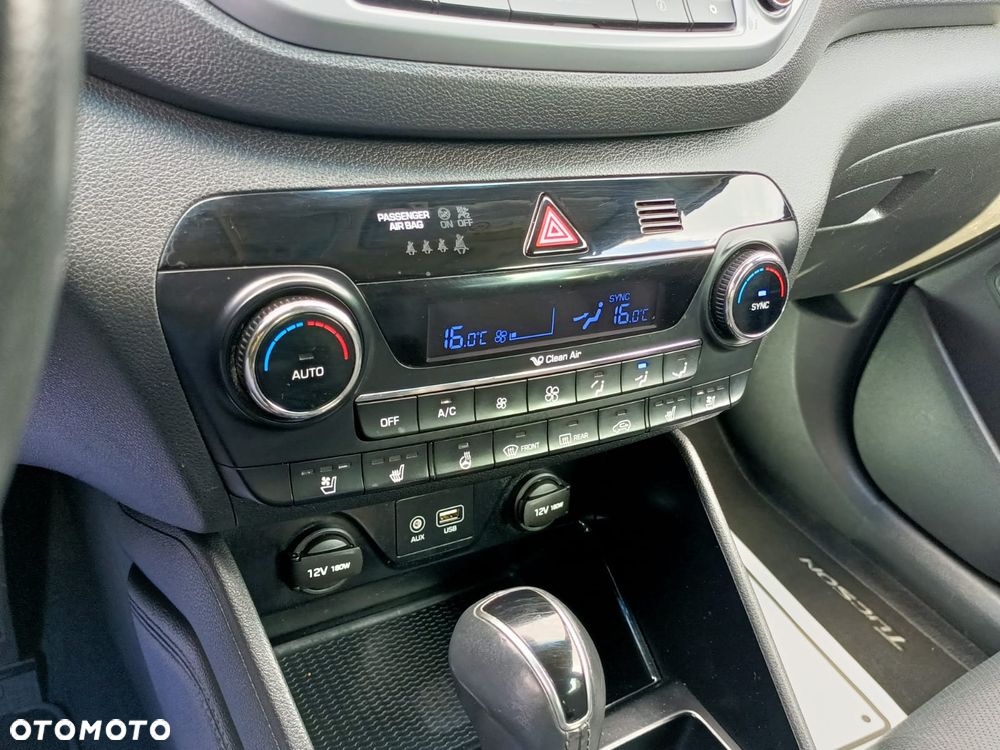 Hyundai Tucson blue 1.7 CRDi 2WD DCT Premium - 40