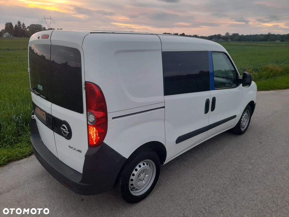 Opel Combo - 1