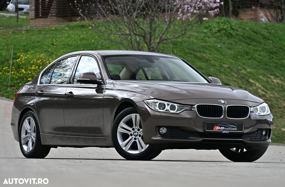 BMW Seria 3 320i Efficient Dynamics Edition - 2