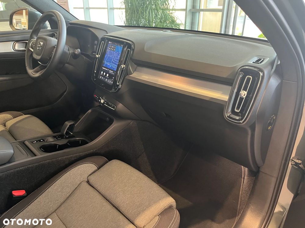 Volvo XC 40 B3 Core - 10