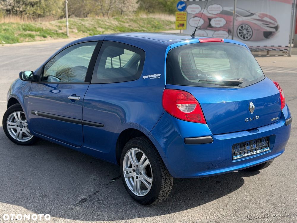Renault Clio 1.2 16V 75 Dynamique - 5