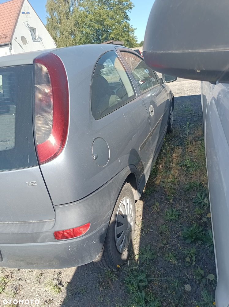 Opel Corsa - 3