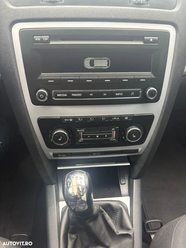 Skoda Octavia 1.4 TSI Ambiente - 6