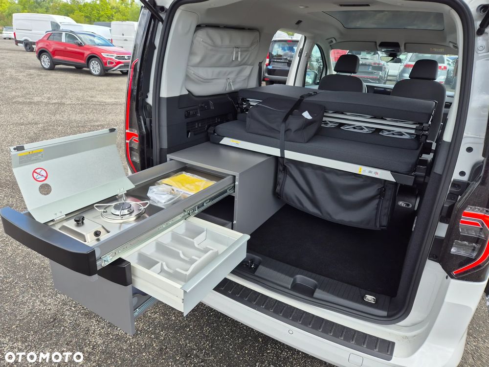 Volkswagen Caddy California - 23