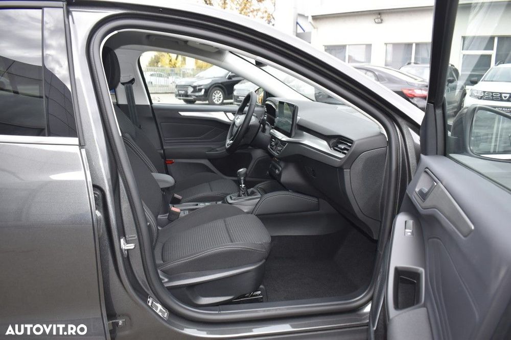 Ford Focus - 15