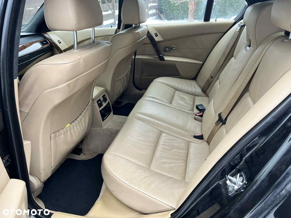 BMW Seria 5 530d - 12