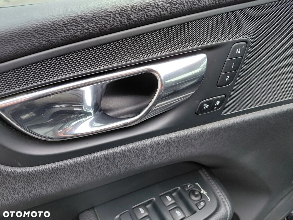 Volvo XC 60 D4 AWD Inscription - 10