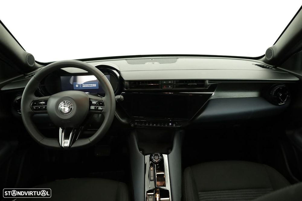 Alfa Romeo Junior Elletrica 50 kWh - 9