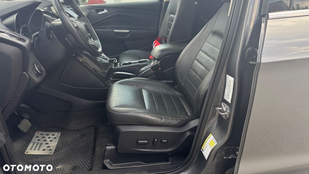 Ford Escape 2.0 EcoBoost AWD Titanium - 20