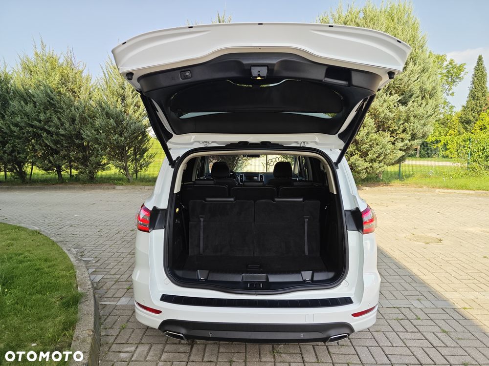 Ford S-Max - 18