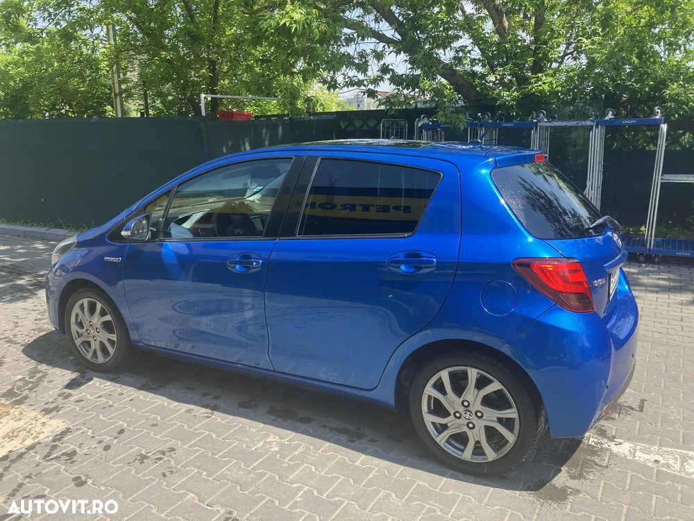 Toyota Yaris - 5