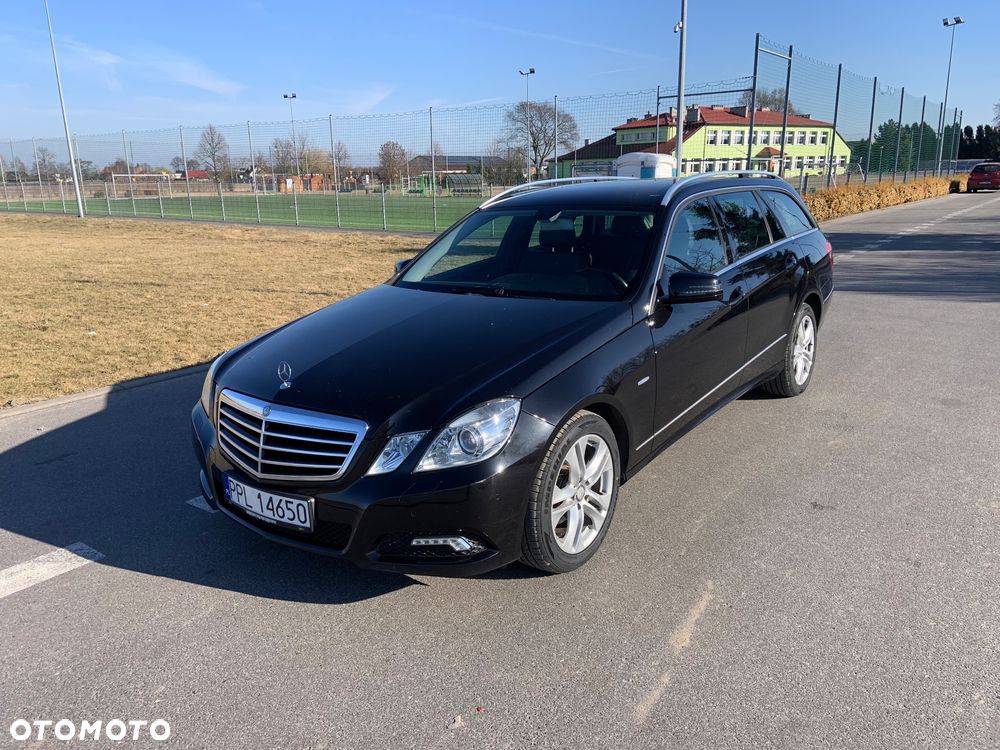 Mercedes-Benz Klasa E 200 CGI BlueEffICIENCY - 12