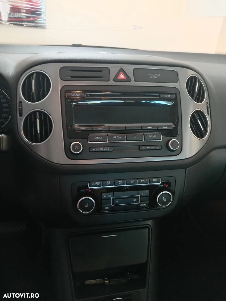 Volkswagen Golf - 4