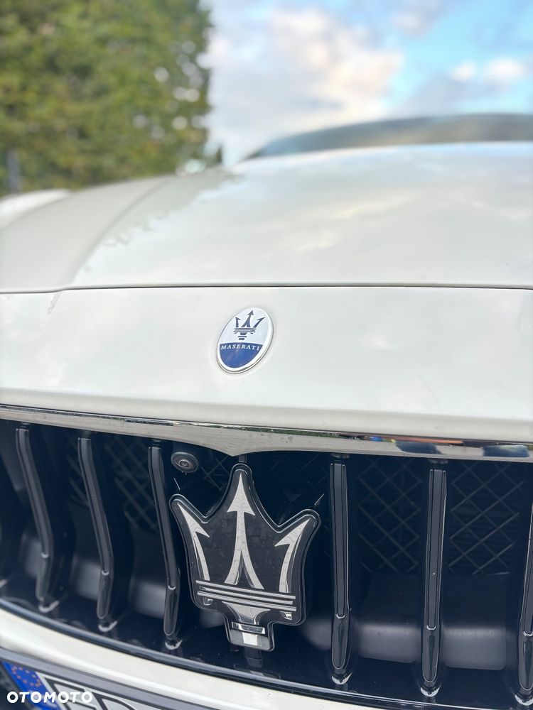 Maserati Ghibli S Modena - 11
