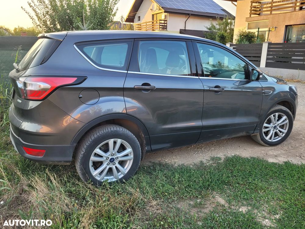 Ford Kuga 1.5 EcoBoost 2WD Trend - 9