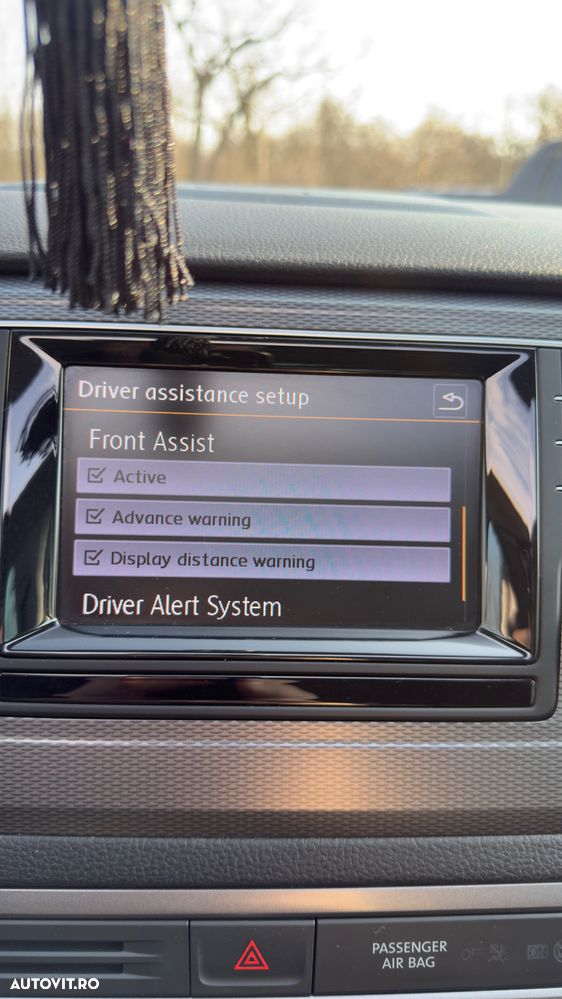 Volkswagen Golf Sportsvan 2.0 TDI BlueMotion Technology DSG Lounge - 21