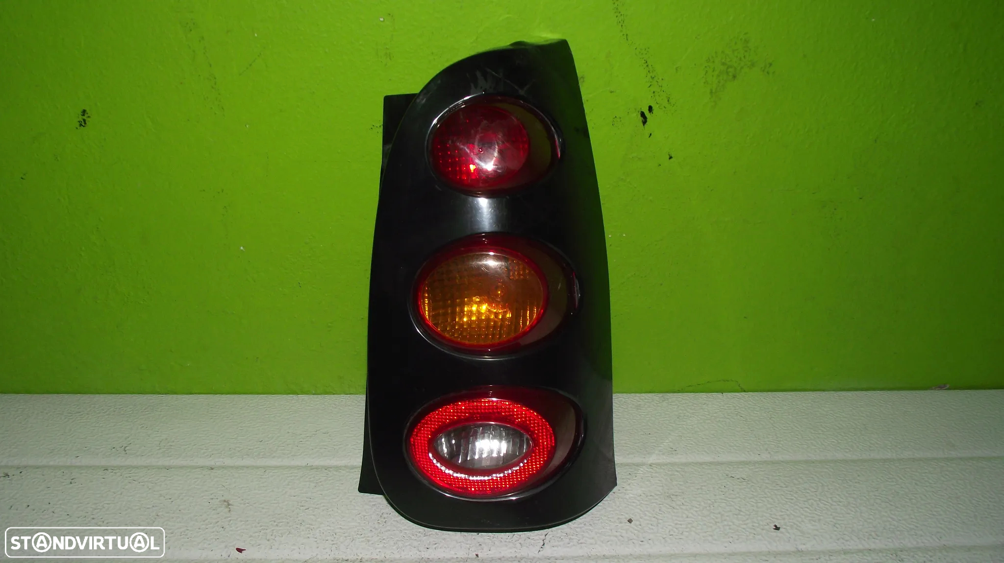 Farolim Trás Direito Smart Fortwo - 2002 / 2006 - 2