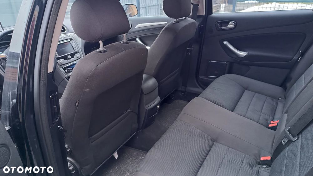 Ford Mondeo 2.0 Platinium X - 9