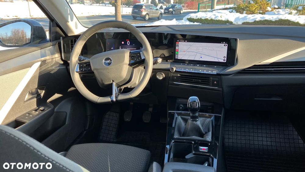 Opel Astra VI 1.2 T Edition S&S - 12