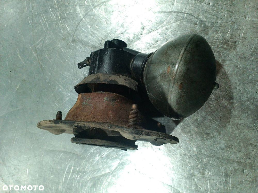 GRUSZKA ZAWIESZENIA LEWA CITROEN C5 2.0 16V - 1