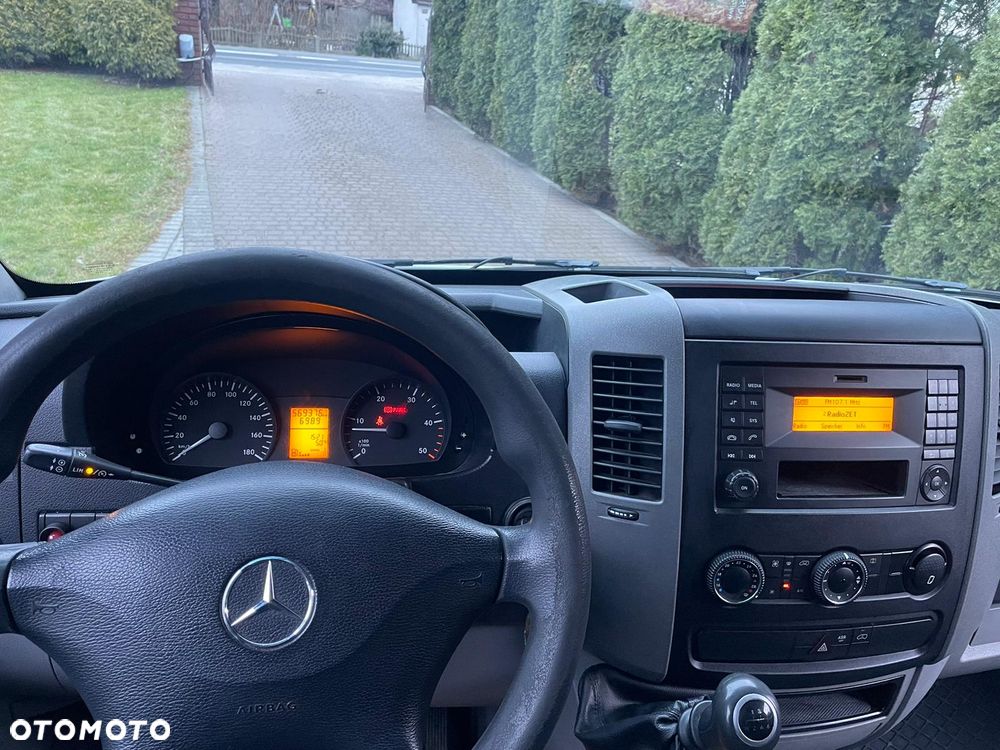 Mercedes-Benz SPRINTER - 21