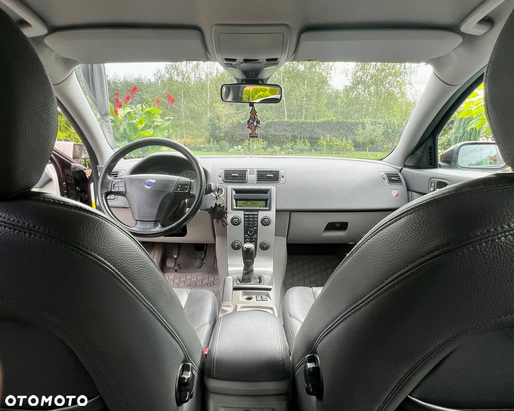 Volvo V50 - 10