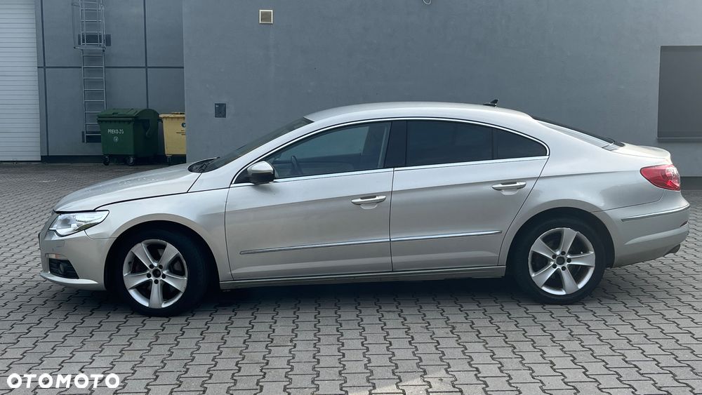 Volkswagen Passat Cc 2009 photo 2