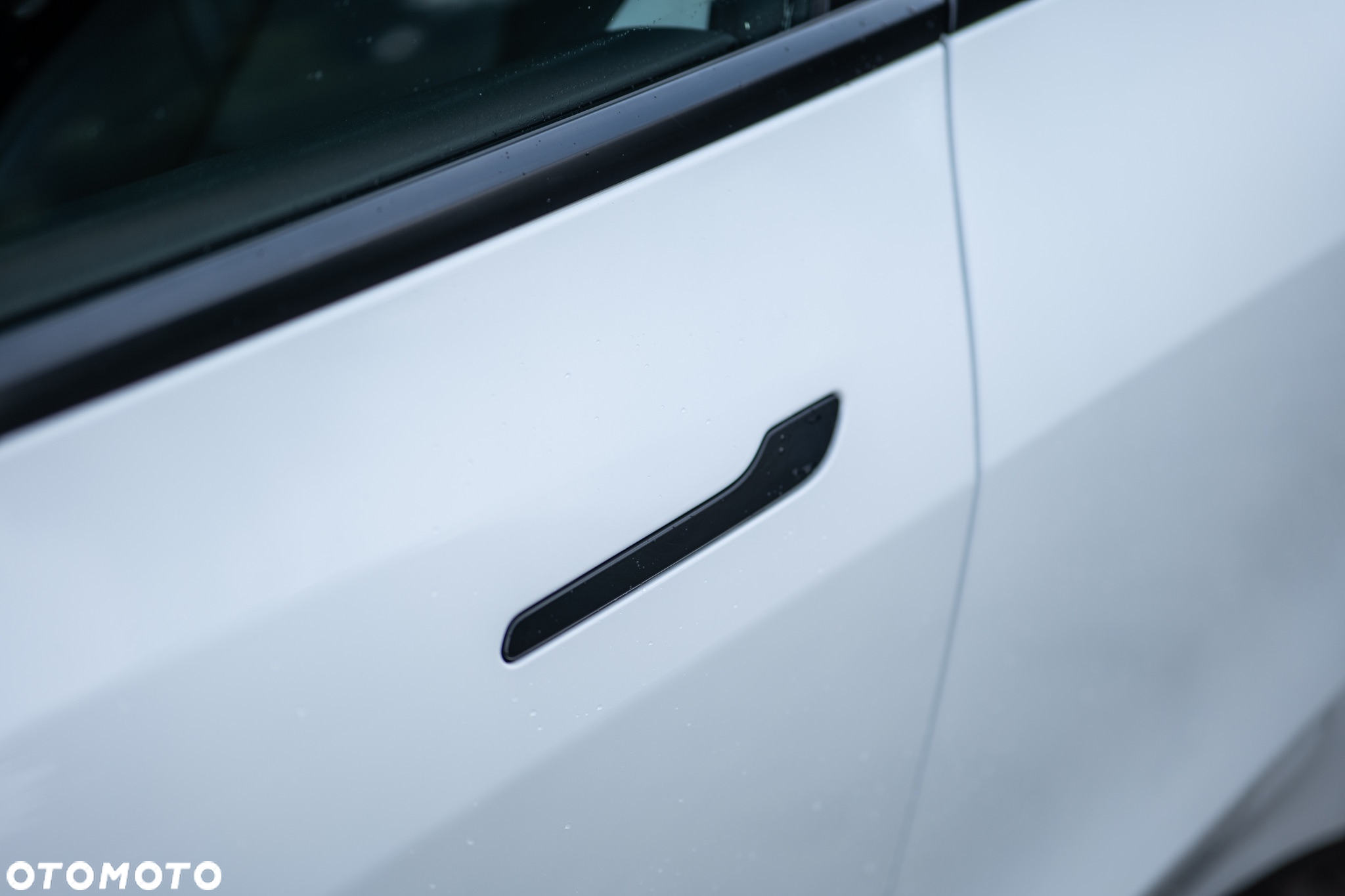 Tesla Y Long Range AWD - 6